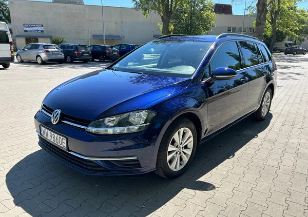 samochody osobowe Volkswagen Golf cena 48400 przebieg: 144000, rok produkcji 2017 z Pabianice